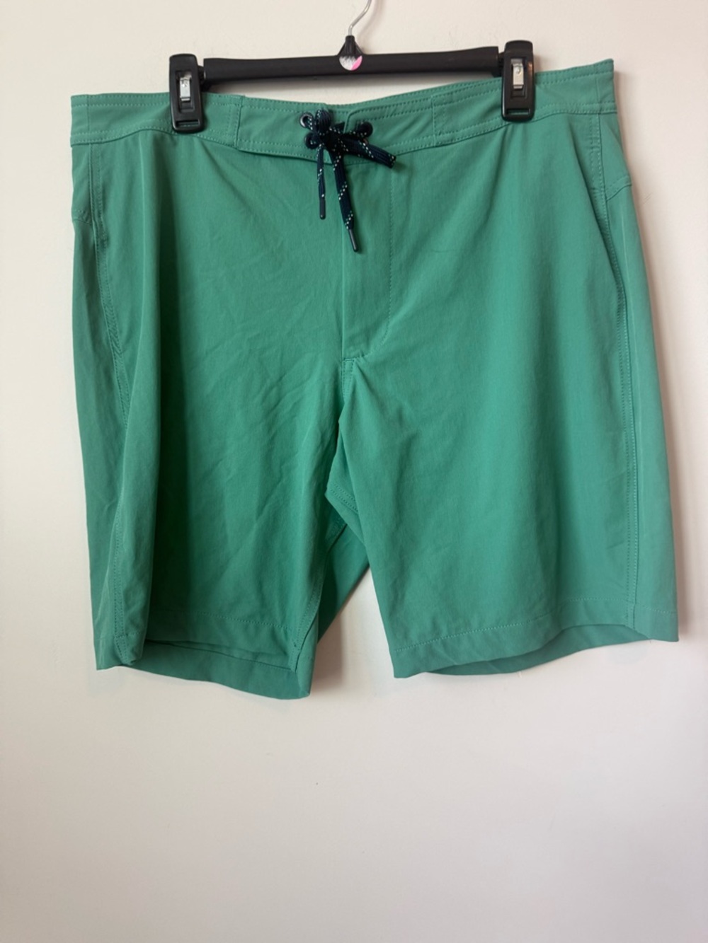 GAP Men's Swim Board Shorts in Sea Green with Navy Drawstring size large